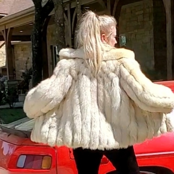 Fox Fur Coat: Ivory Fur with Brown Tips sz M - Picture 13 of 17